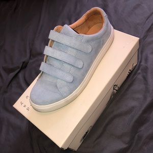 Velcro sneakers